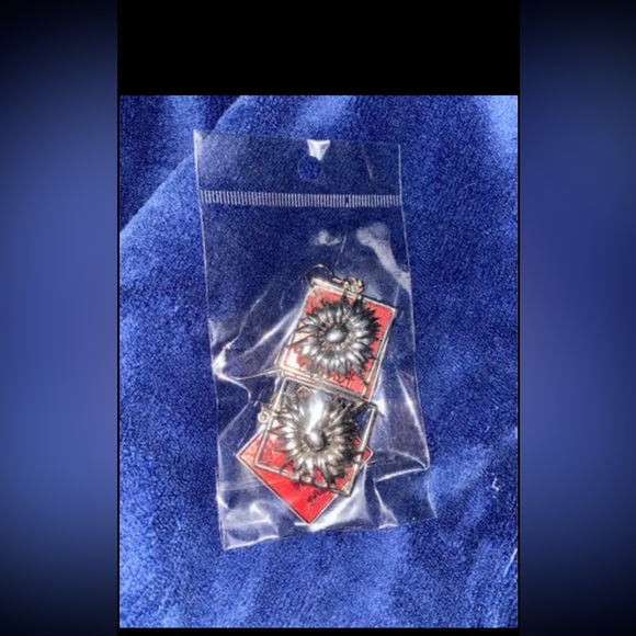 Homemade earrings - Picture 1 of 2